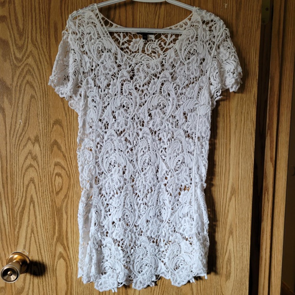 White Lacey Short Sleeved Stretchy Top